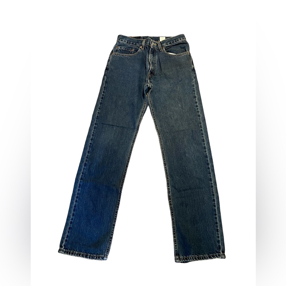 Levi’s 505 Regular fit/straight leg 31x32 blue jeans.